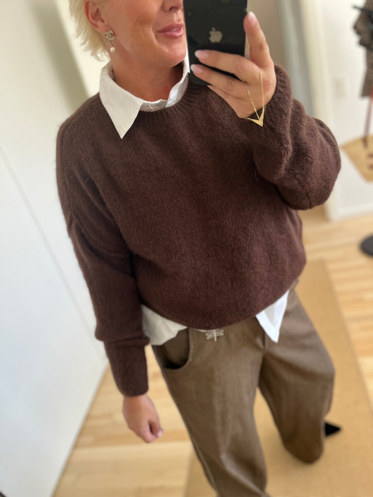 By Engbork Kirstine strik O brown