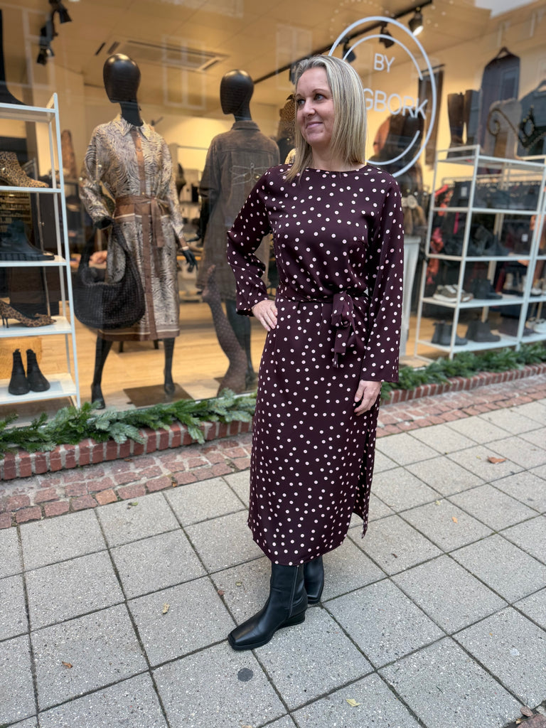 Love & Divine love1421 dot dress bordeaux