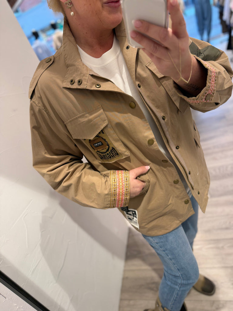 Boho Love B1326 safari jakke sand