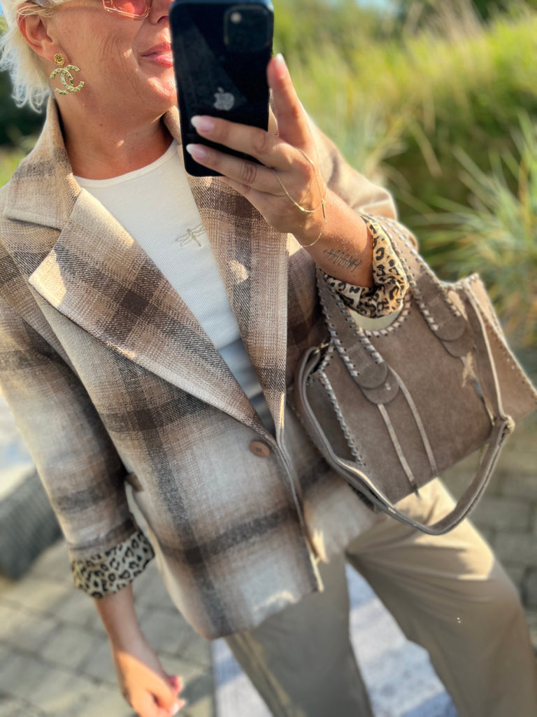 By Engbork Nelly jakke tern