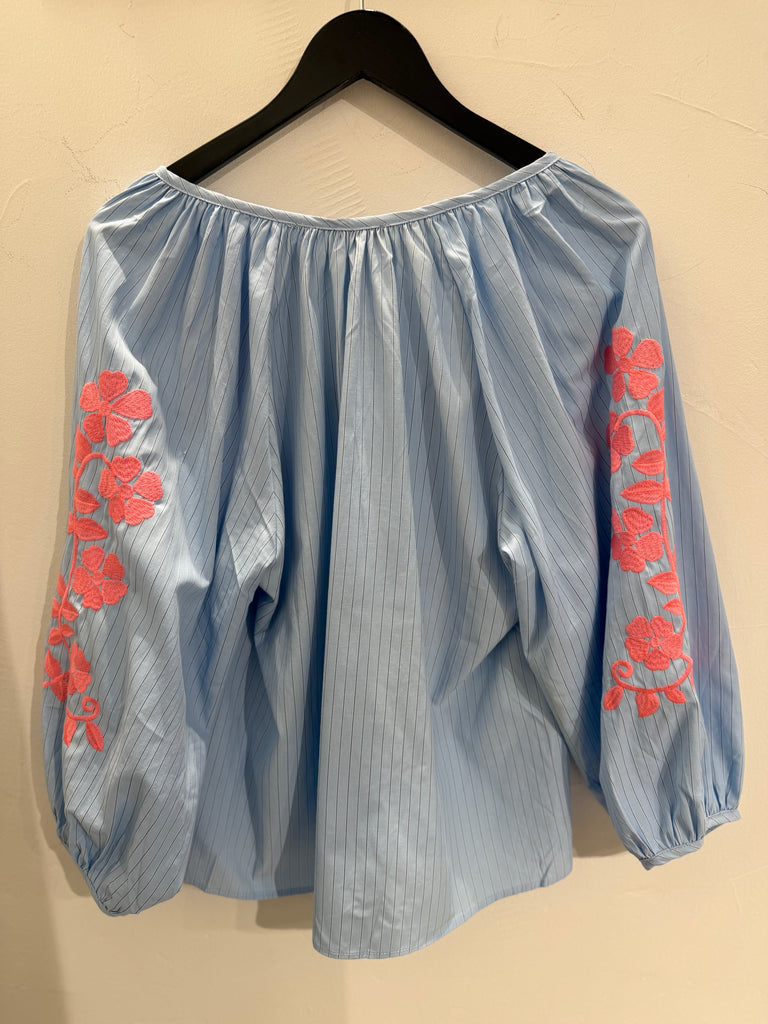 QNUZ 9274 Boheme shirt embrodery sky