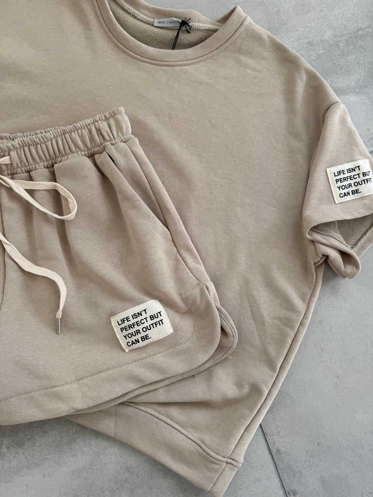 By Engbork Manilla shorts sand