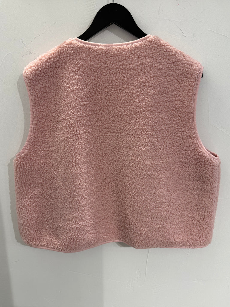 By Engbork Vildte vest duffy baby