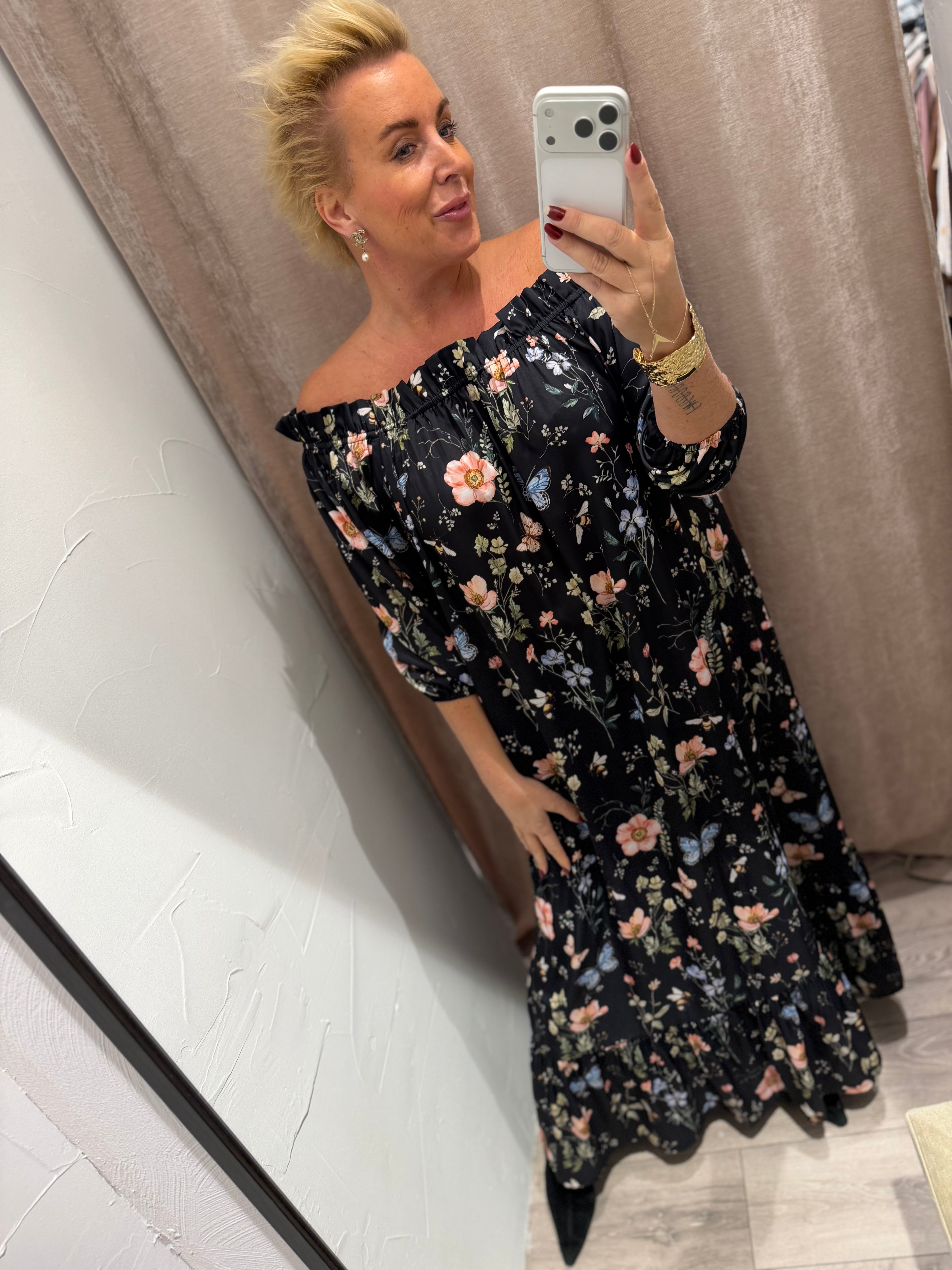 Design By Laerke Elisabeth long dress flower black
