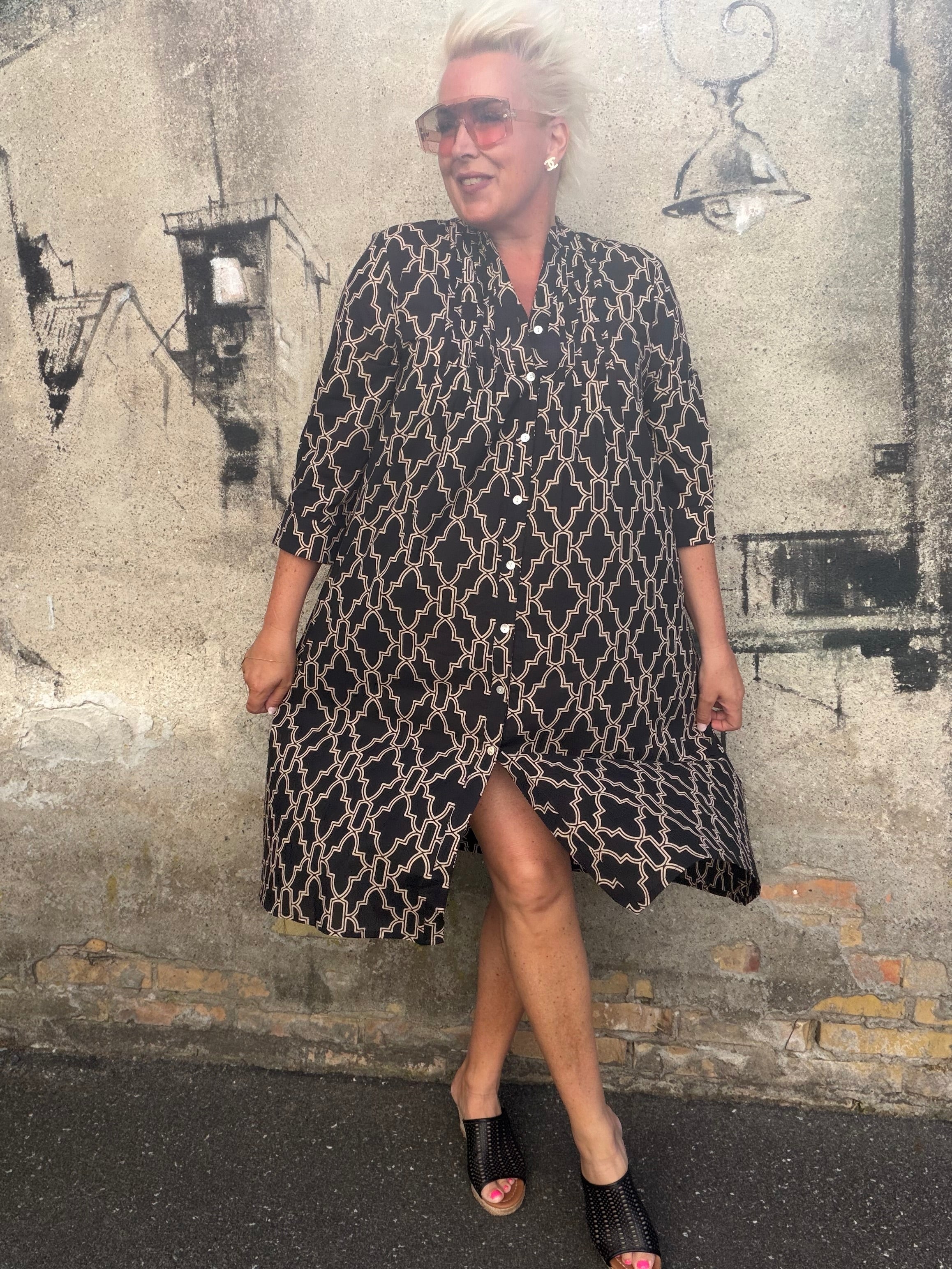 WAUW Torino 10207 dress black and beige