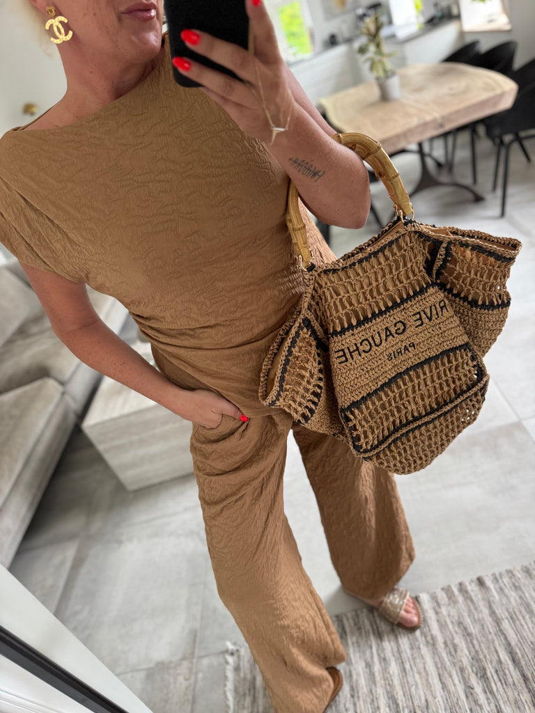 By Engbork Camela top+buks camel