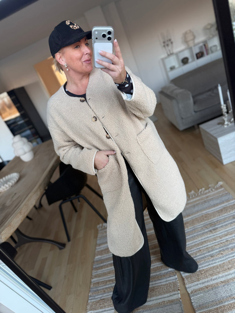 Boho Love B1316 Teddy long jacket beige