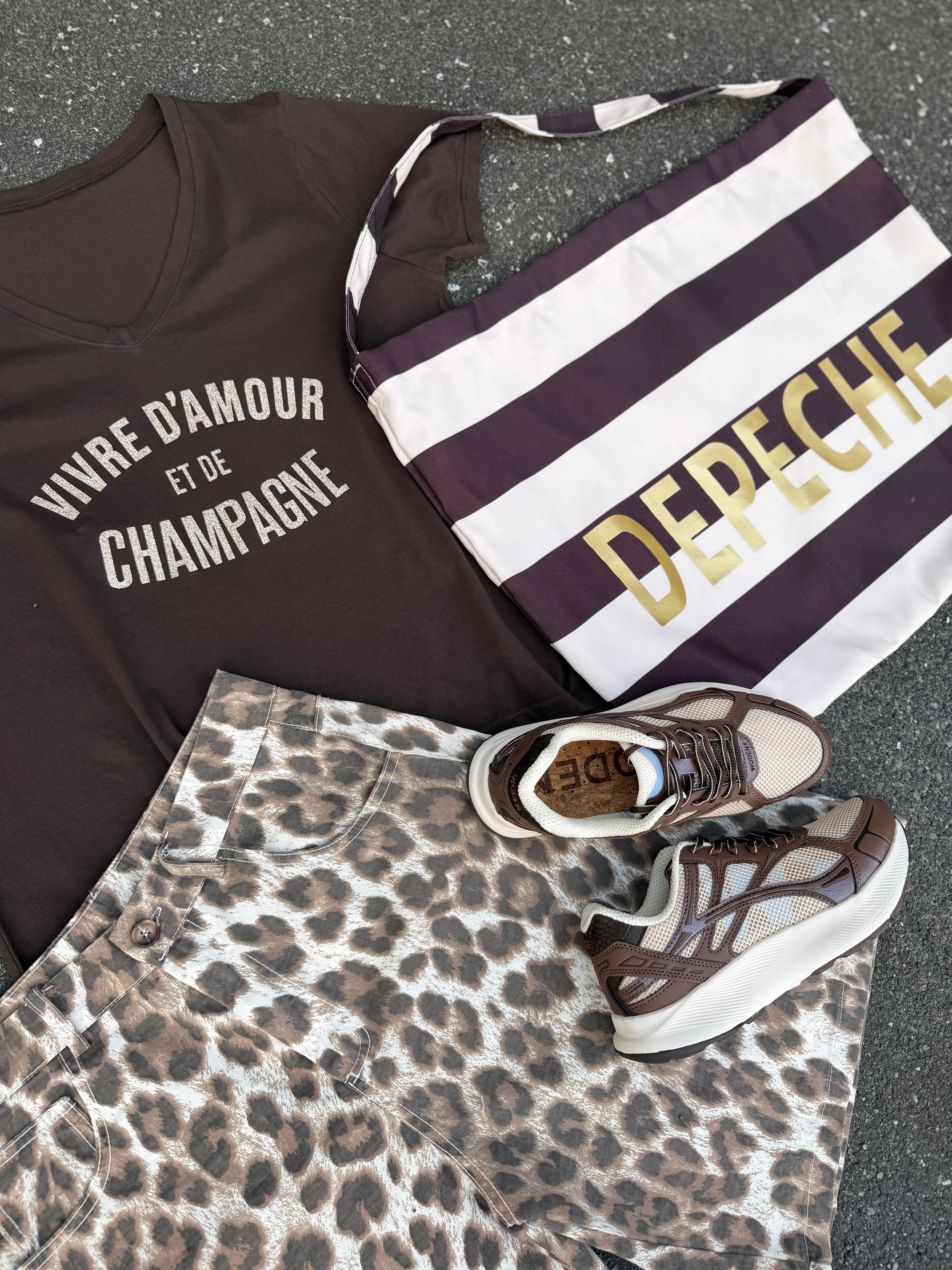 Champagne T-shirt gold brown