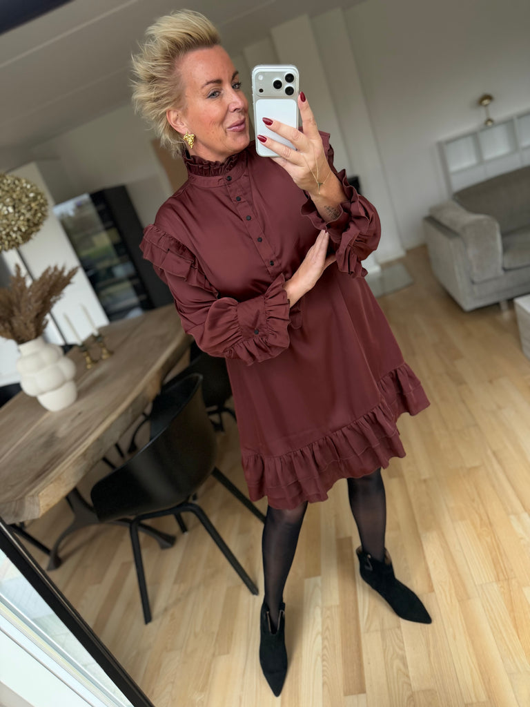 Gaspar 2510708 Jacqueline dress solid auburn