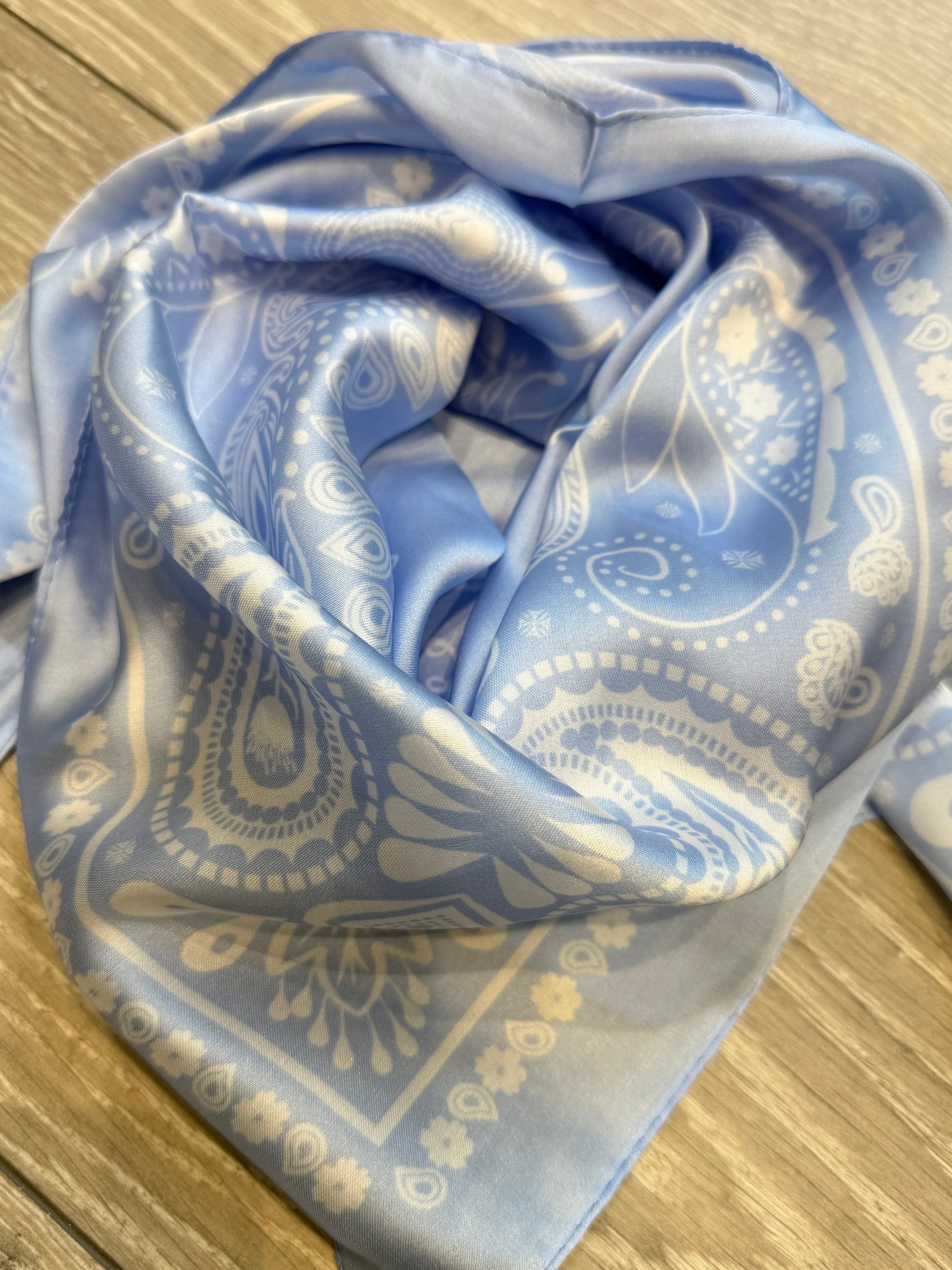 By Engbork Bandana satin scarf babyblue