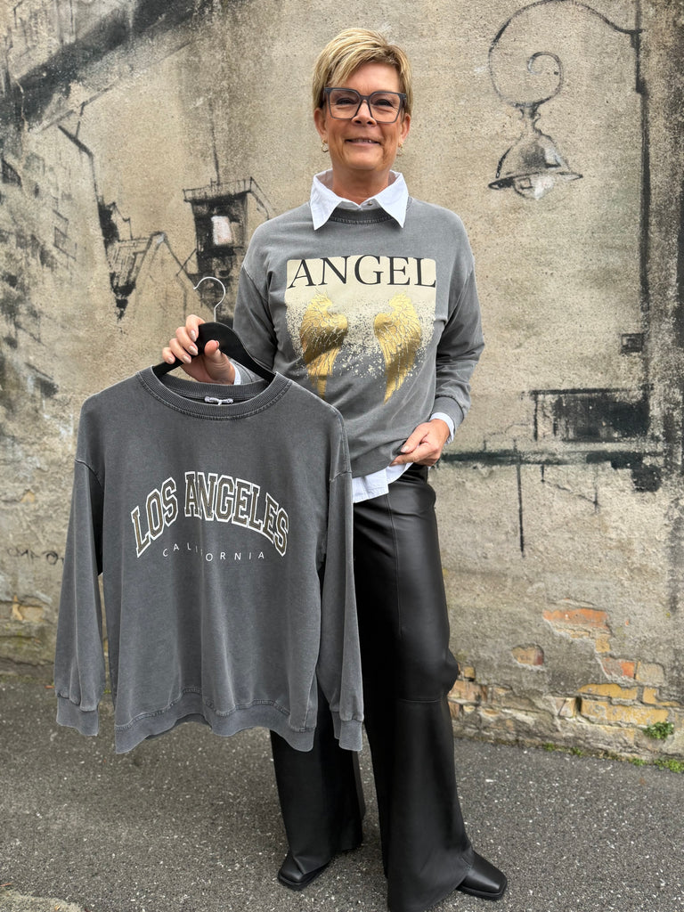 By Engbork Angel sweat blouse grey