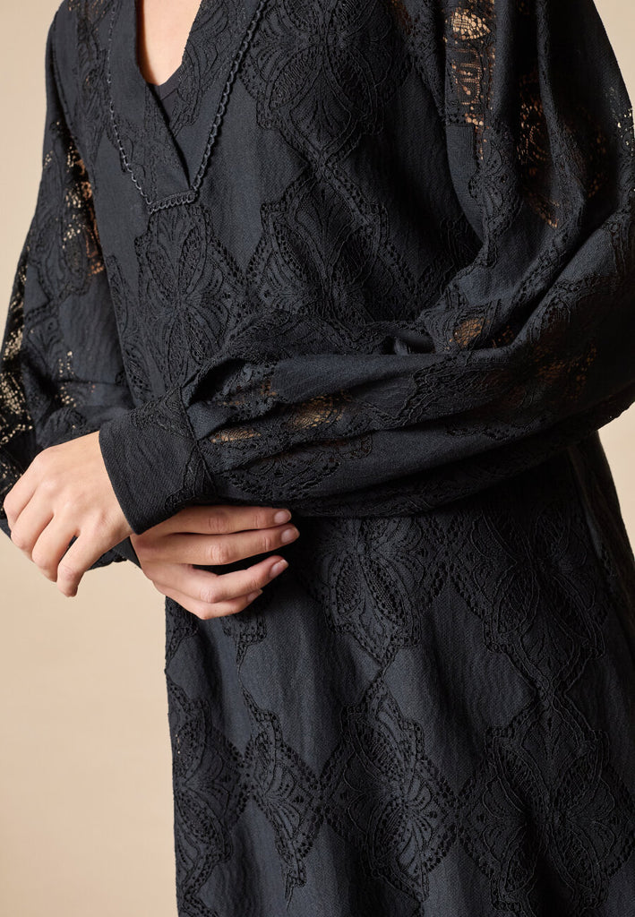 Love & Divine love1453 lace dress black