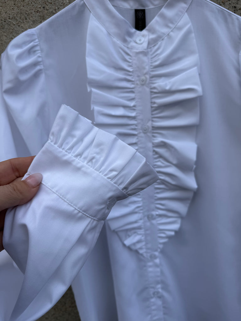 Design By Laerke Queen ruffle shirt white