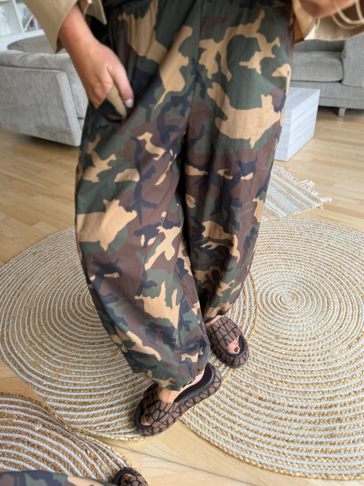Boho Love B1404 Balloon pants army camo