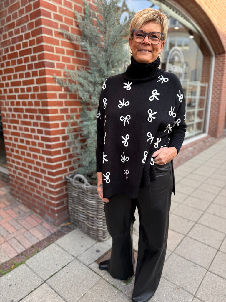 By Engbork Bow strik black