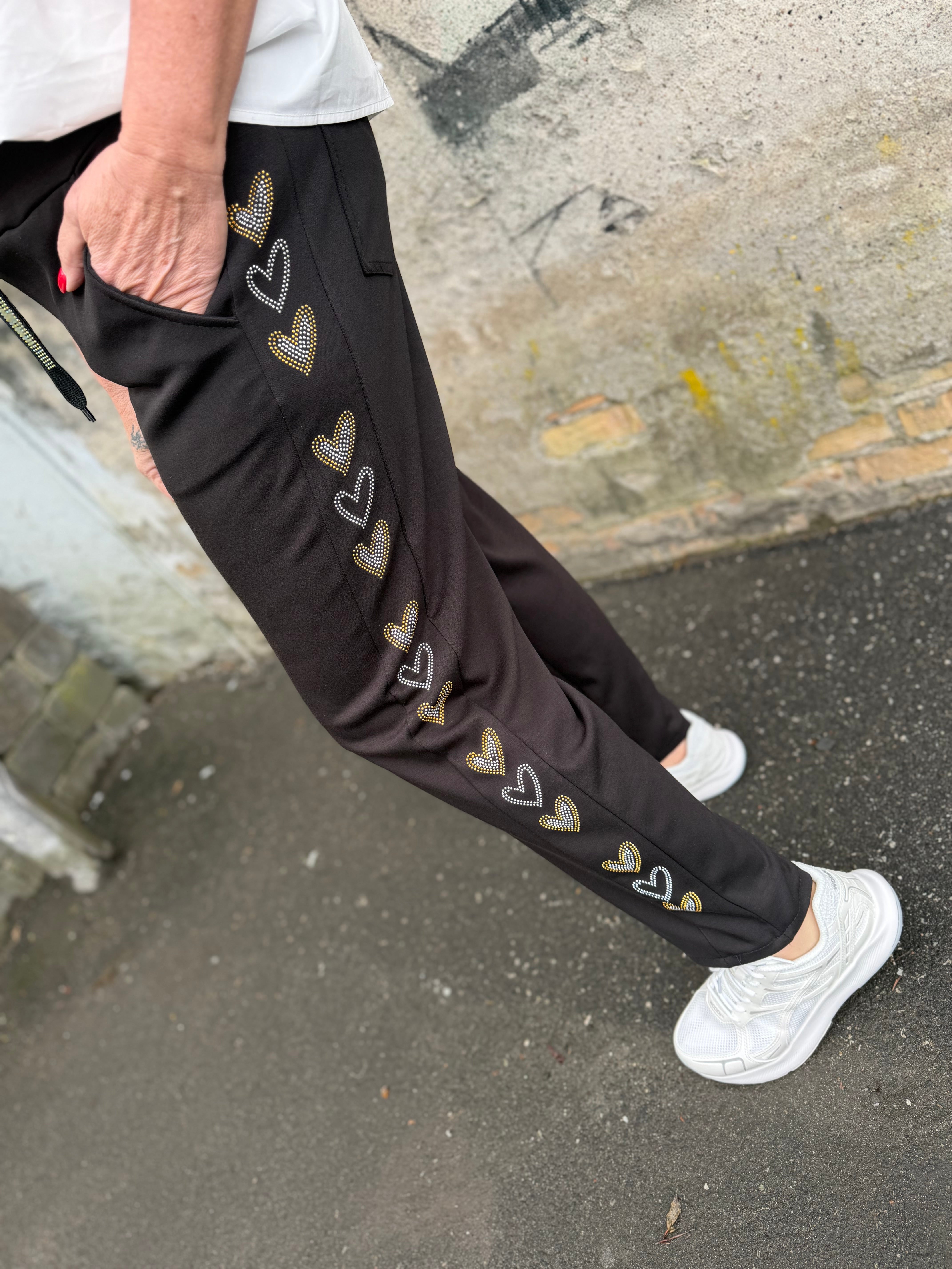 By Engbork heart pants black