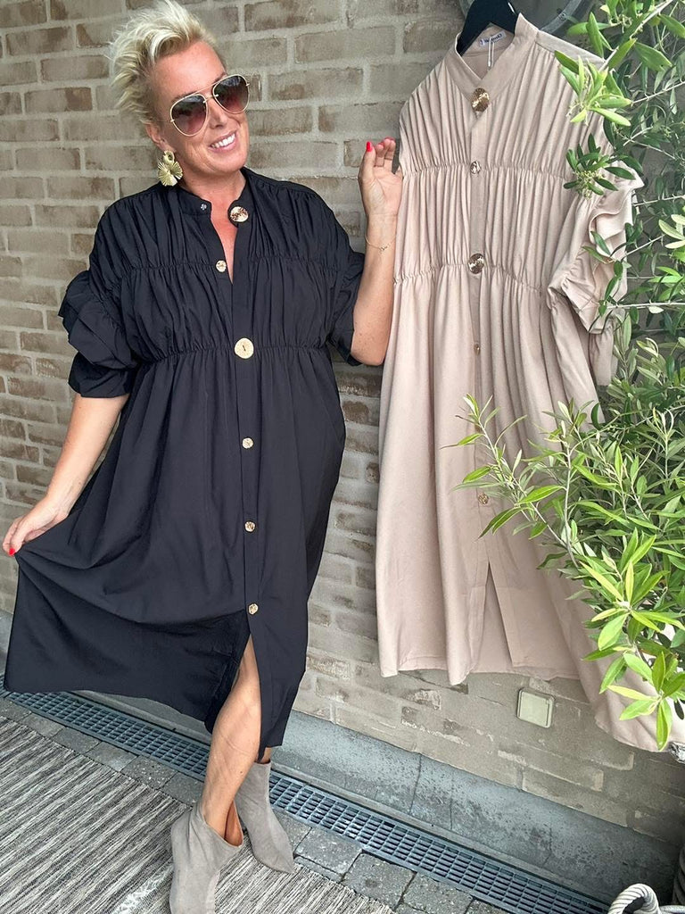 By Engbork Koko 9519 kjole lang beige