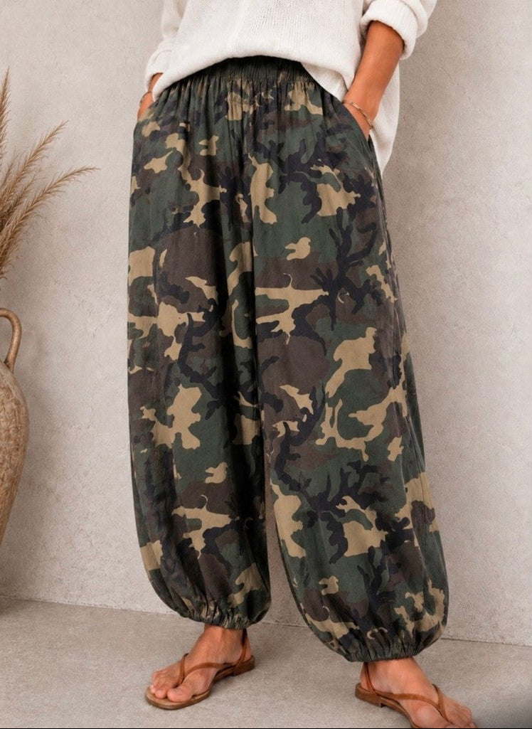 Boho Love B1404 Balloon pants army camo