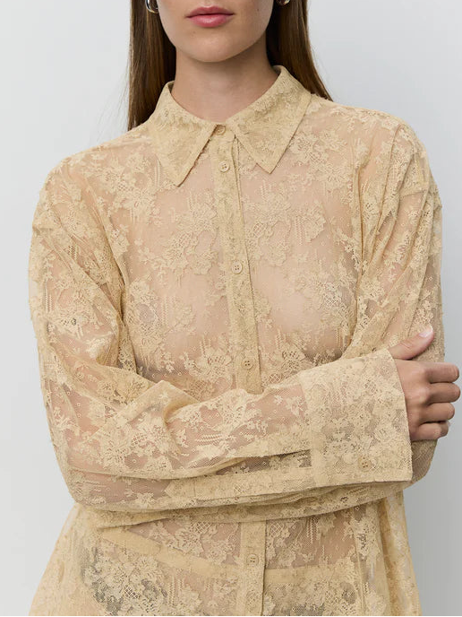 Sofie Schnoor S263295 Sylvine dressed lace shirt sand