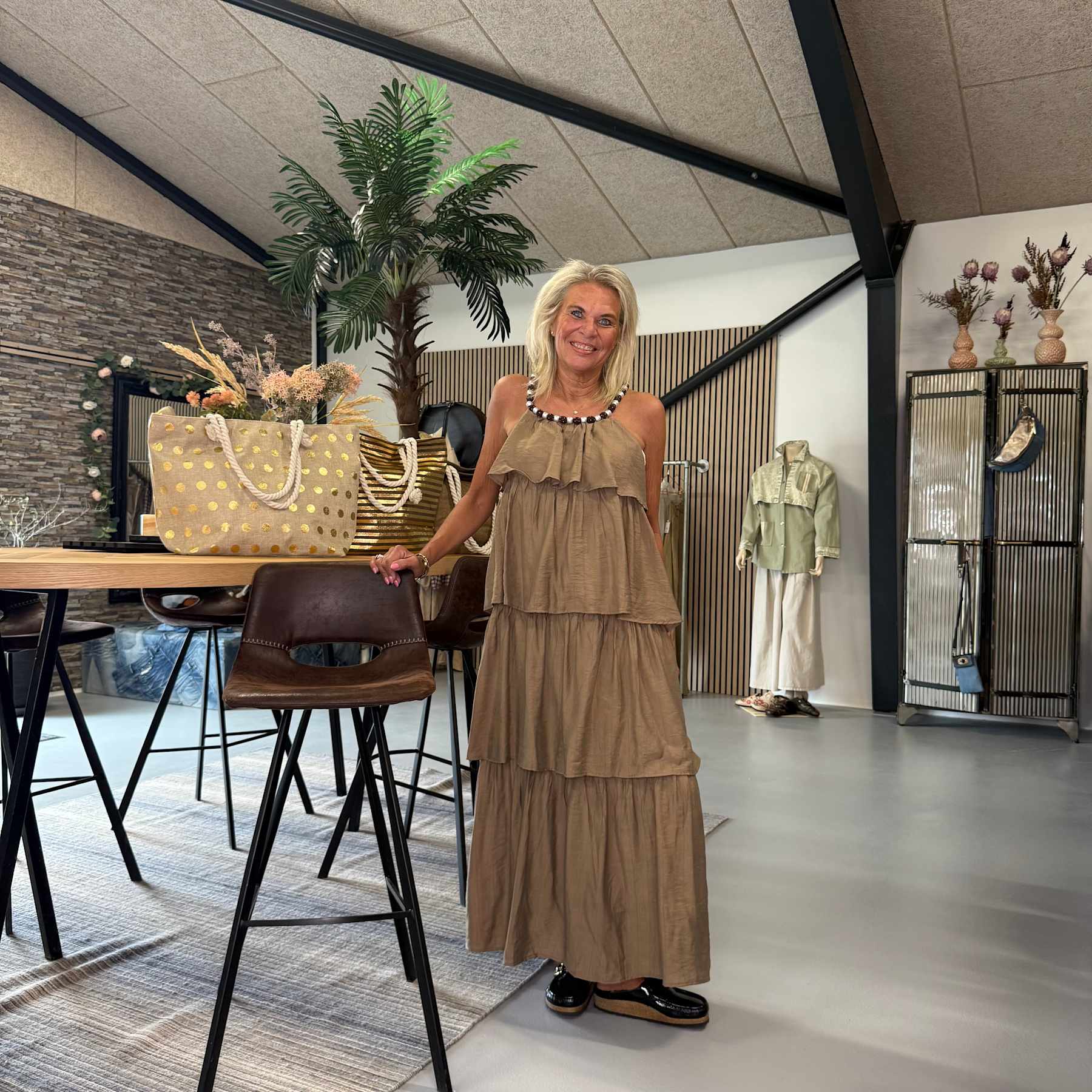 CABANA Living 8058 Nalong dress caffe