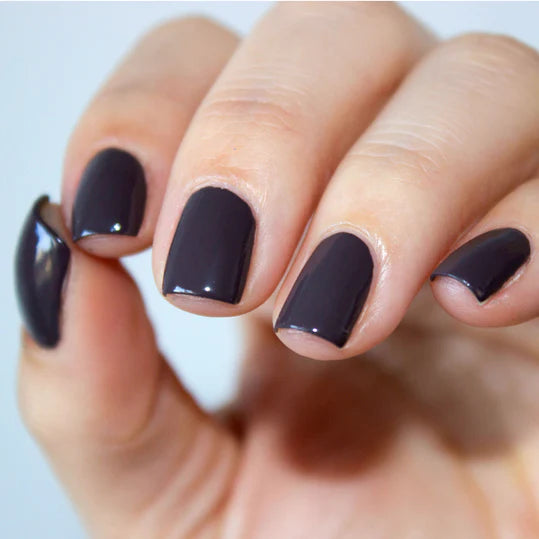 FNUG neglelak FN19 dressed up