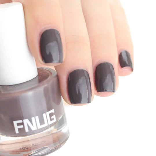 FNUG neglelak FN19 dressed up