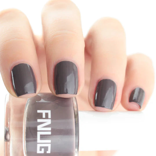 FNUG neglelak FN19 dressed up