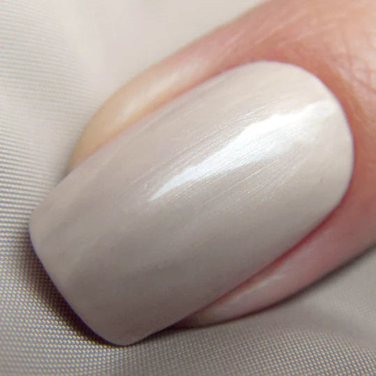 FNUG neglelak FN61 hip newcomer