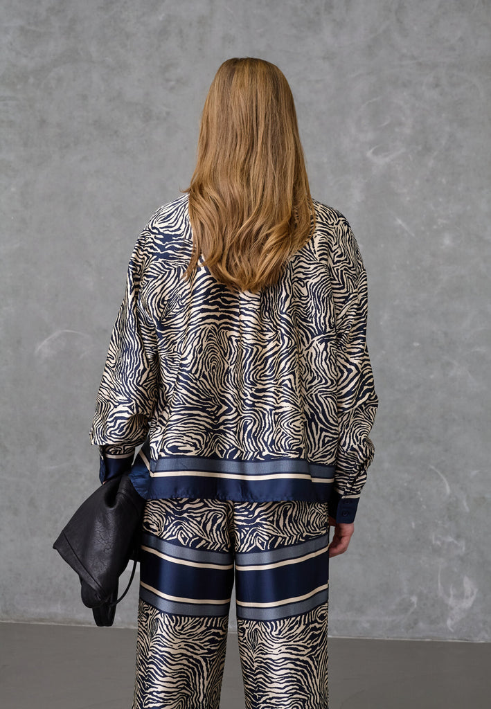 Love & Divine love1393-1 shirt navy zebra