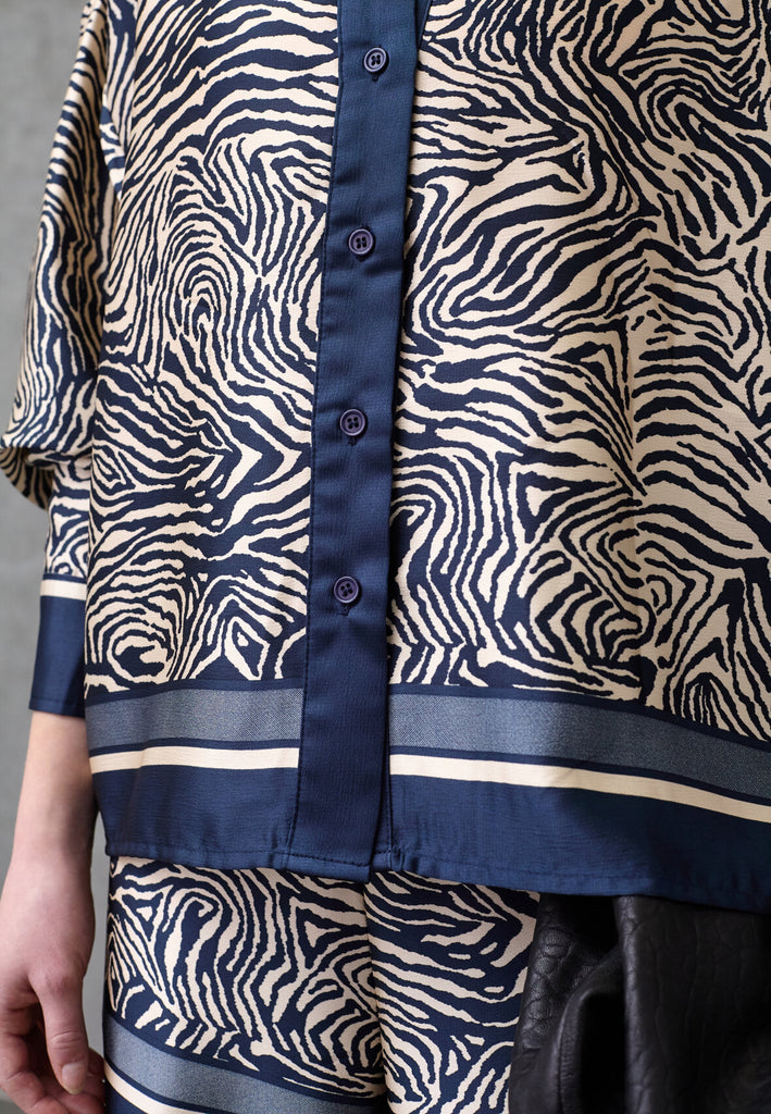 Love & Divine love1393-1 shirt navy zebra