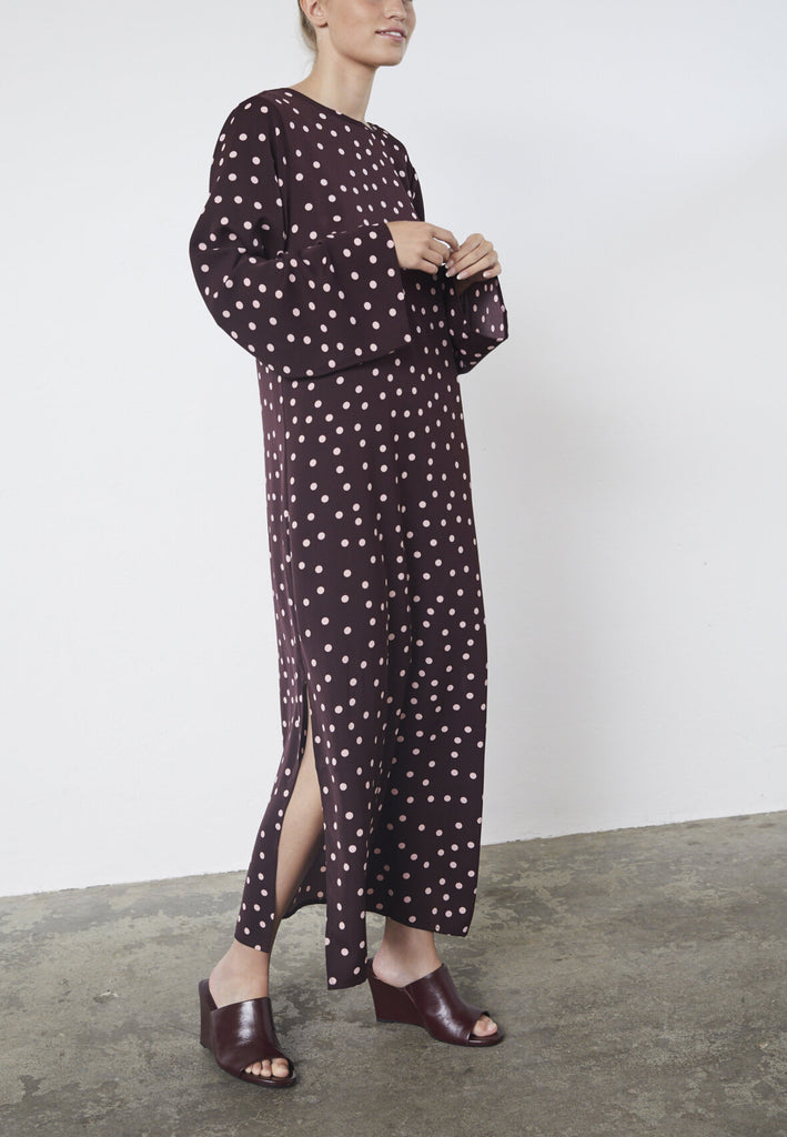 Love & Divine love1421 dot dress bordeaux
