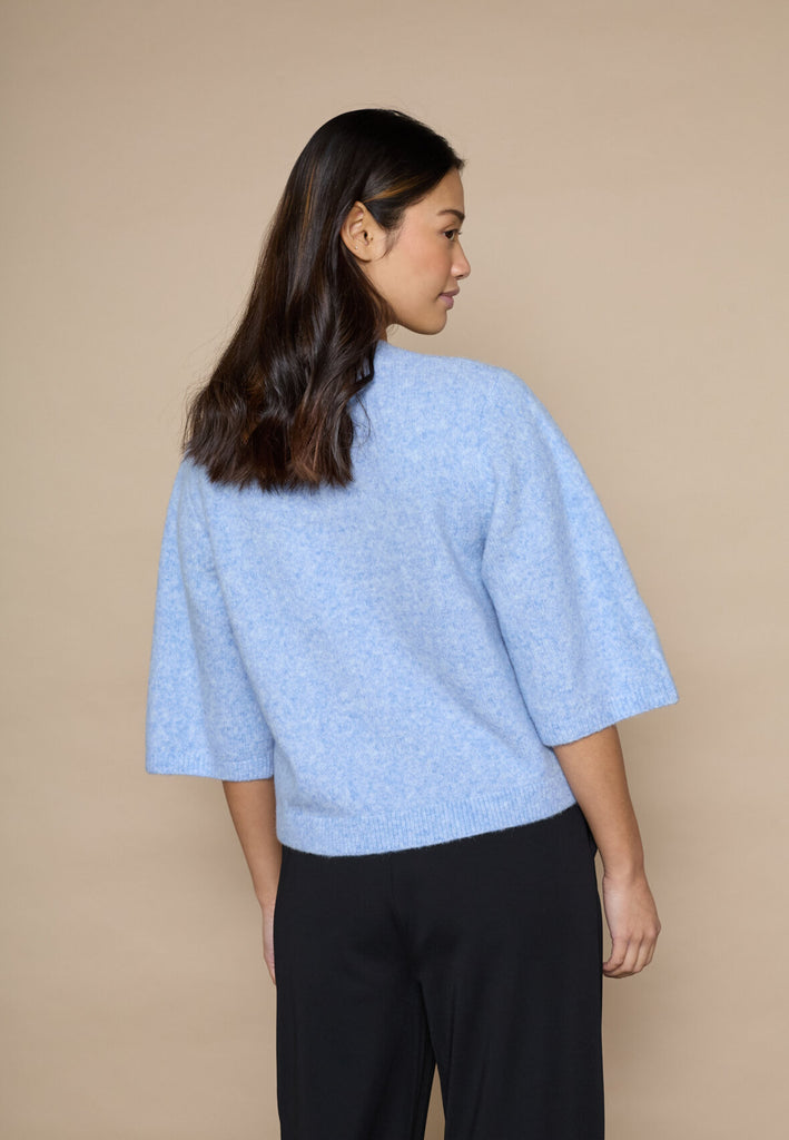 Love & Divine love1508 strik cardigan light