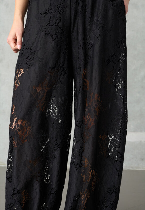 Love & Divine love1525 pants lace black