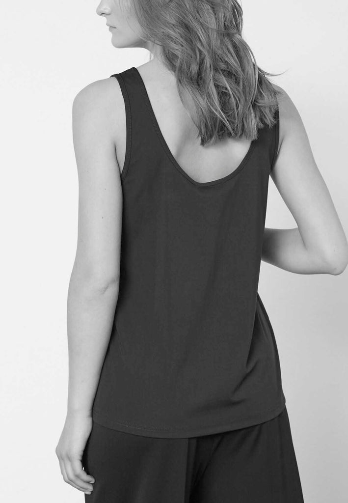 Love & Divine love445-2 top black