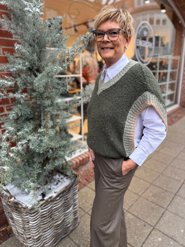 LECOCO 34933 Xenia vest army