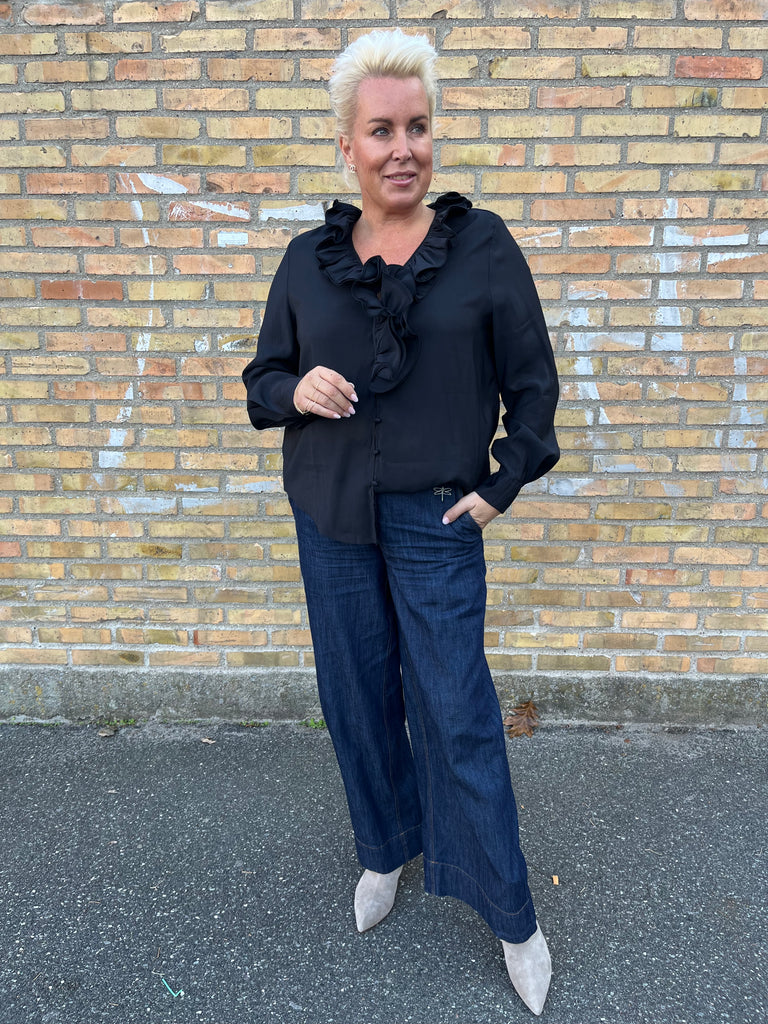 By Engbork Agnete skjorte frill black