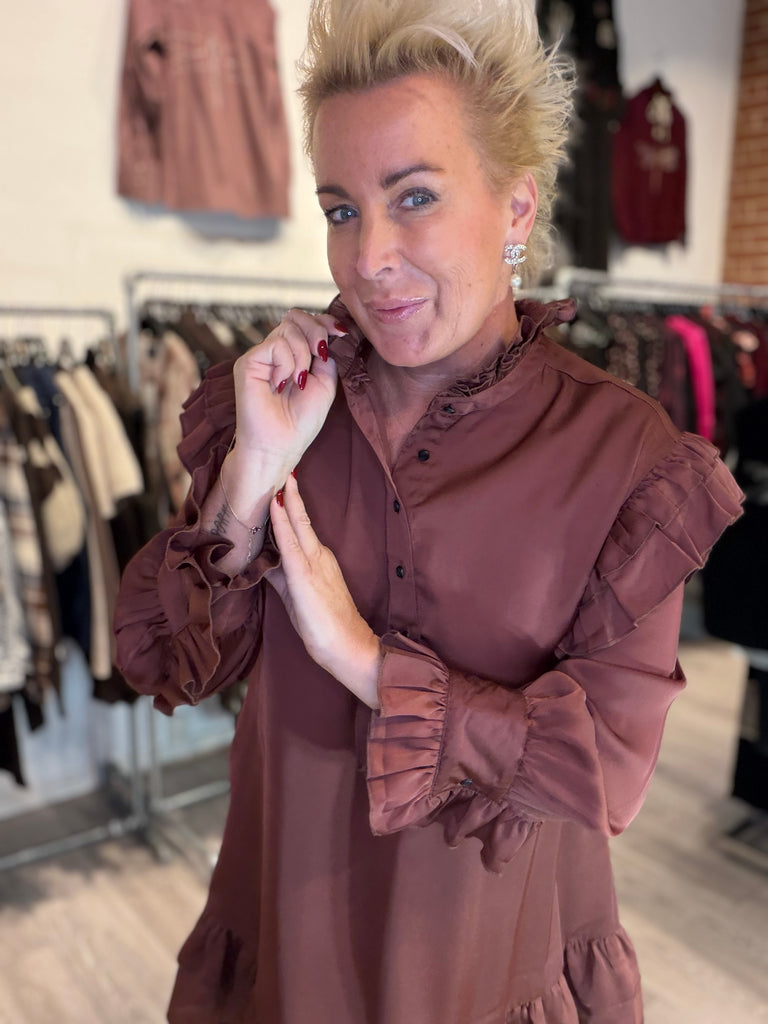 Gaspar 2510708 Jacqueline dress solid auburn