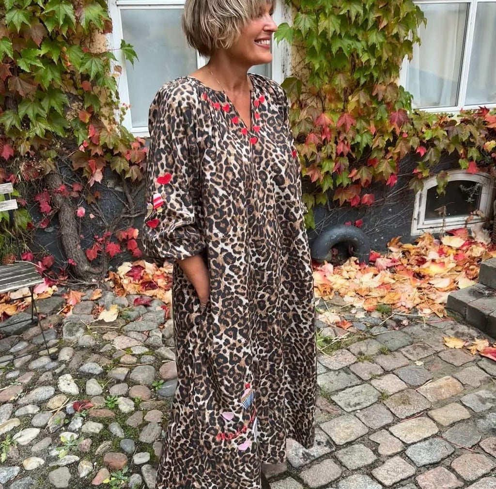 WAUW Heart dress leo