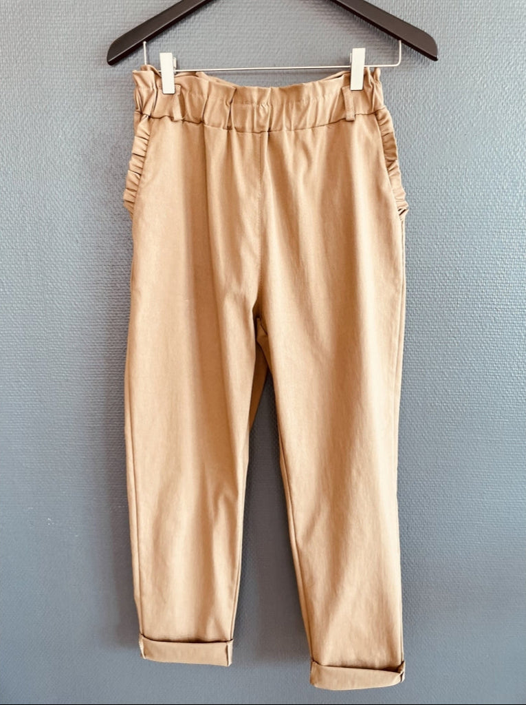 Qnuz 8406 Maeda bukser camel