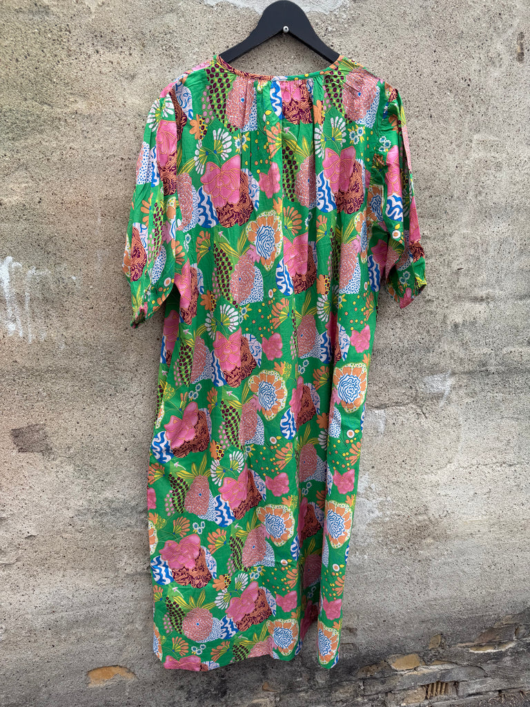 WAUW Capri dress flower print green