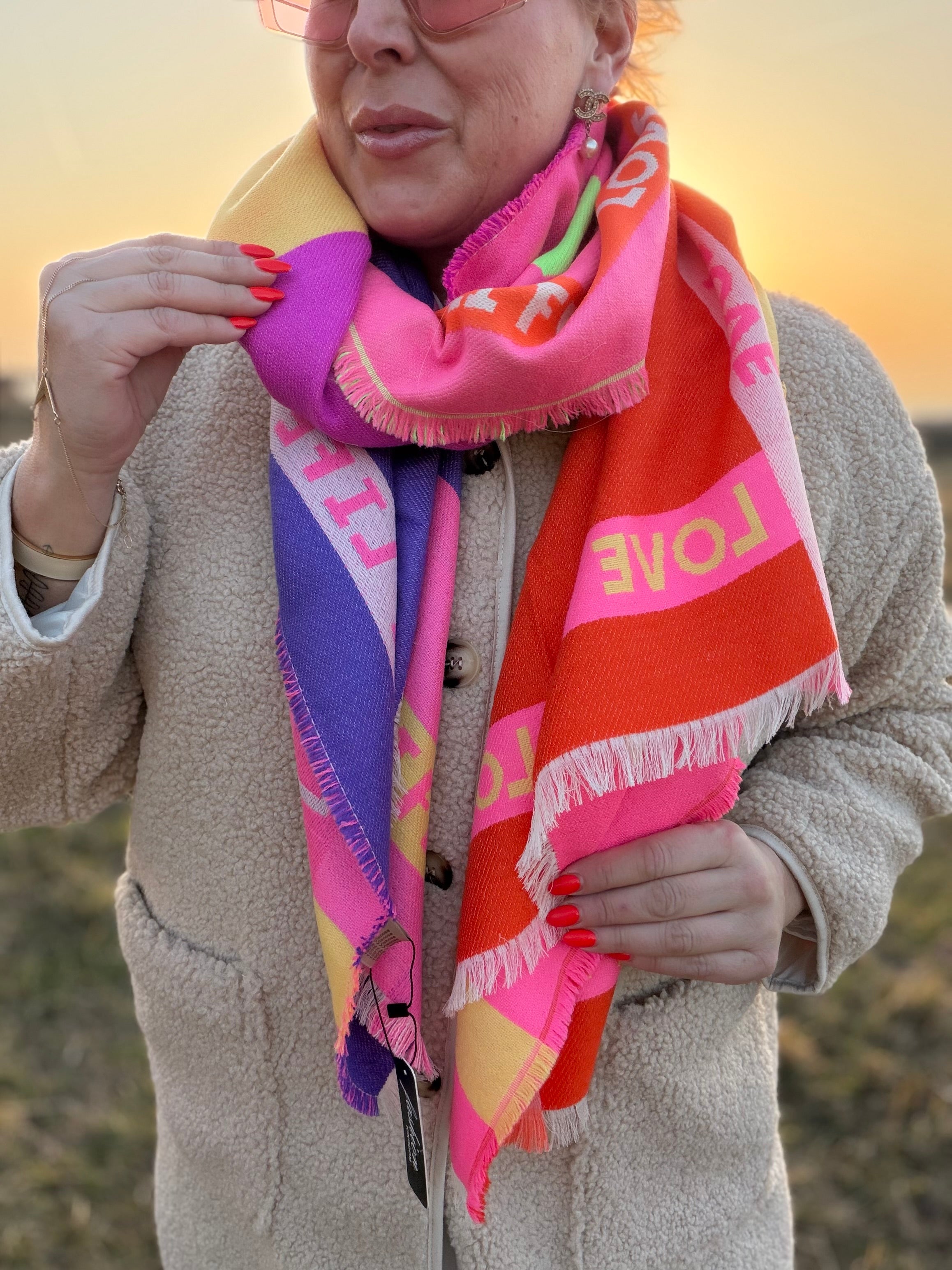 By Engbork LOVE life scarf pink