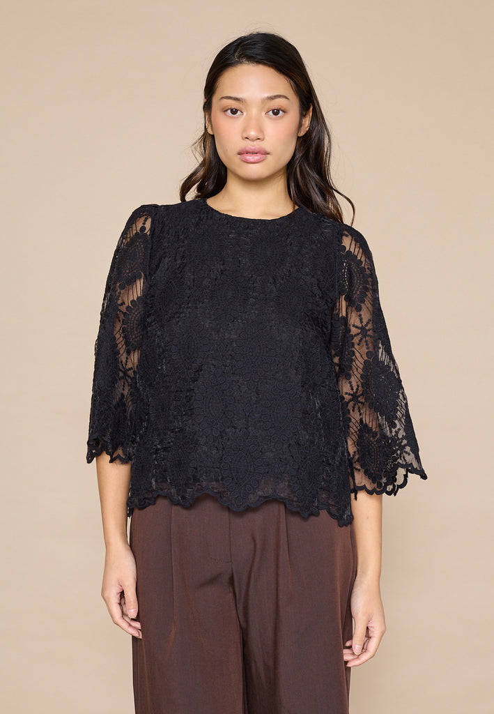 Love & Divine love1498 blouse lace black