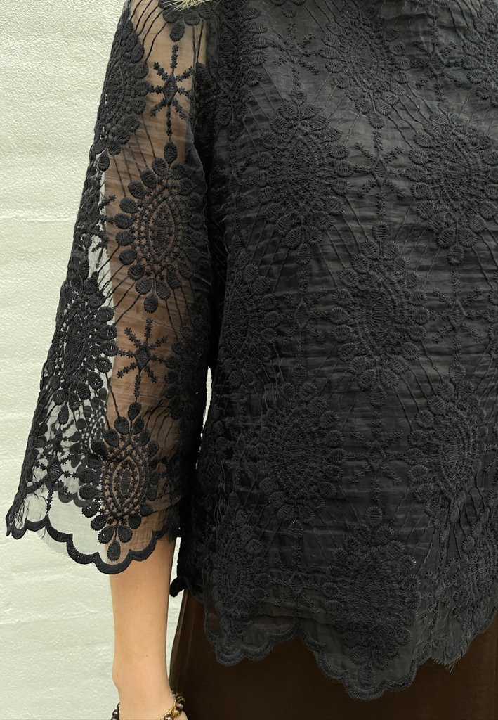 Love & Divine love1498 blouse lace black