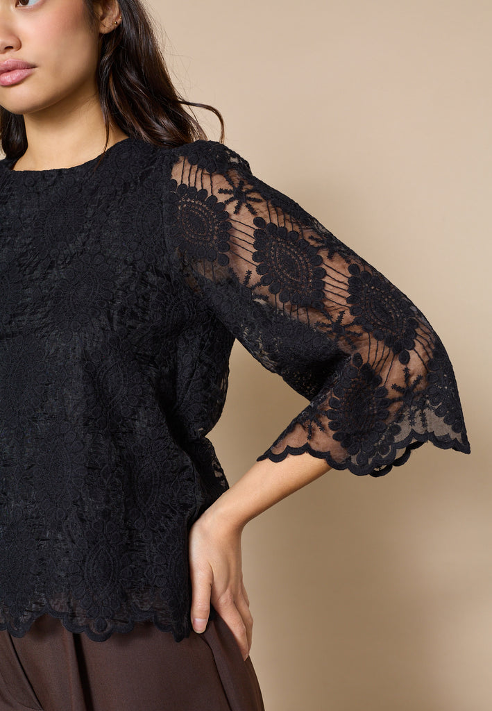 Love & Divine love1498 blouse lace black