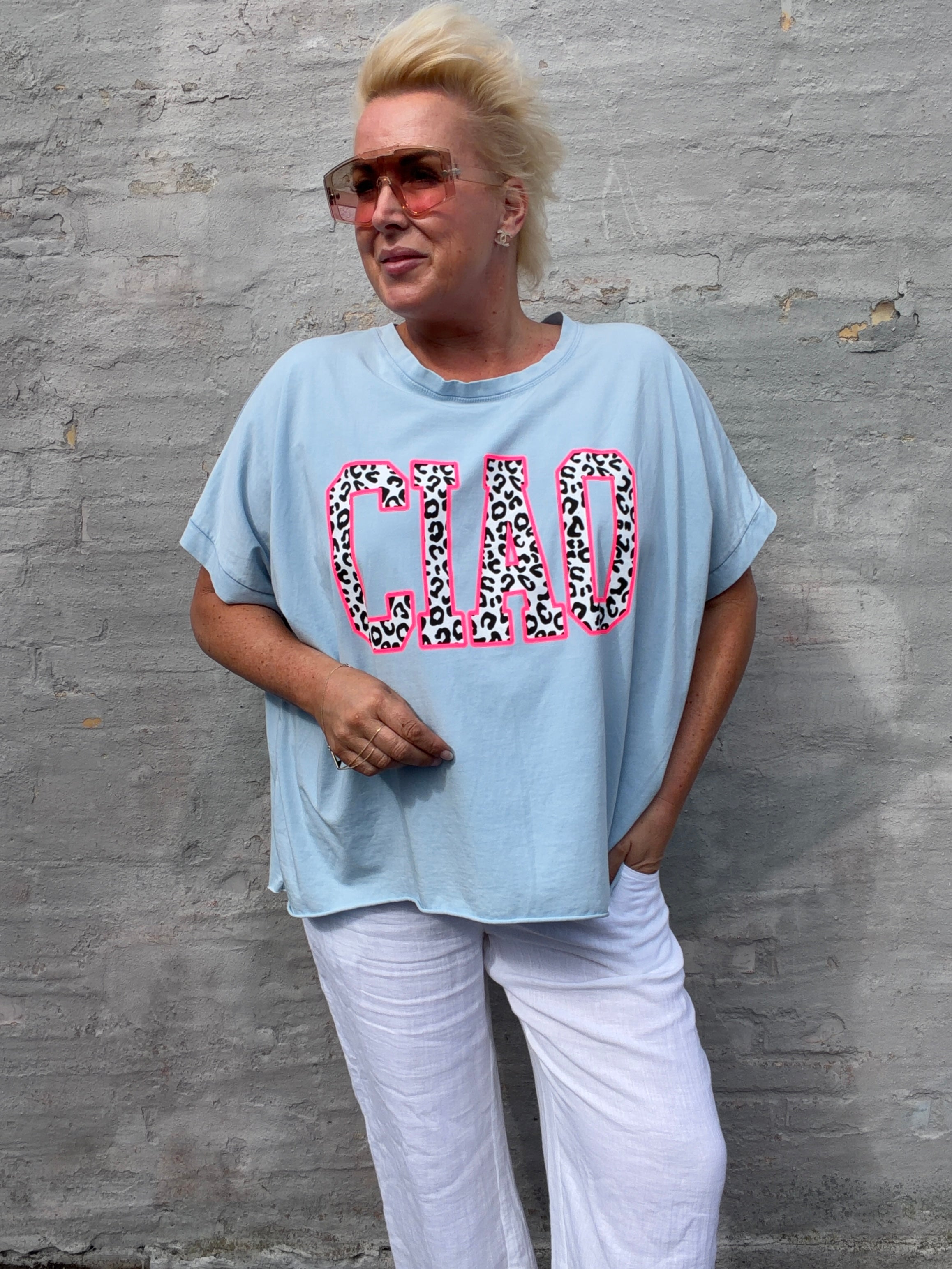 By Engbork Ciao oversize T-shirt light blue