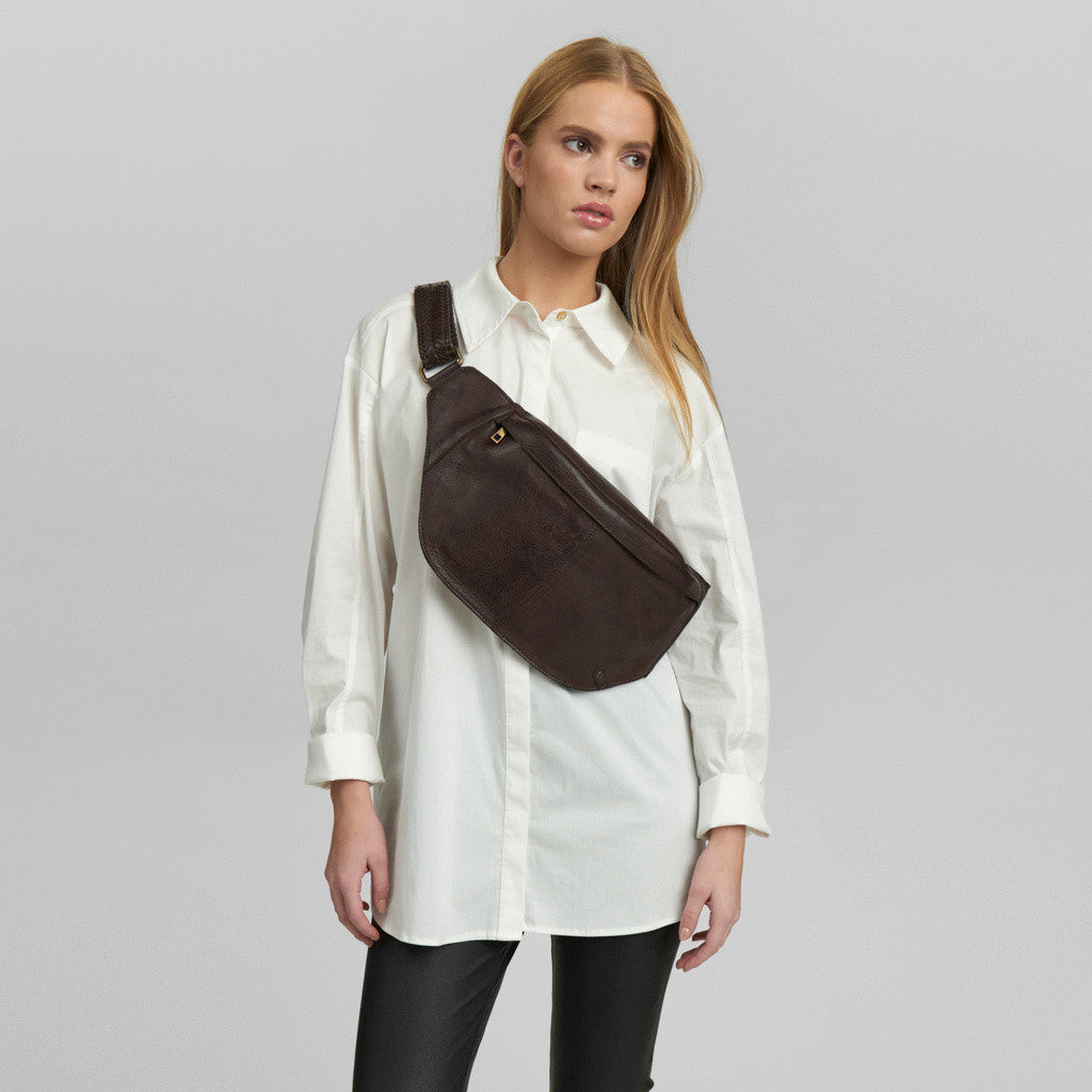 Depeche 16452 Bumbag brown
