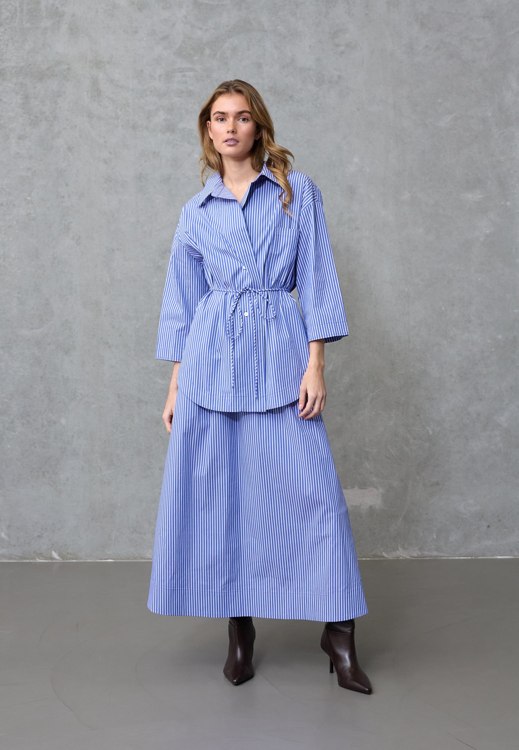 Love & Divine love1538 skirt stripe blue
