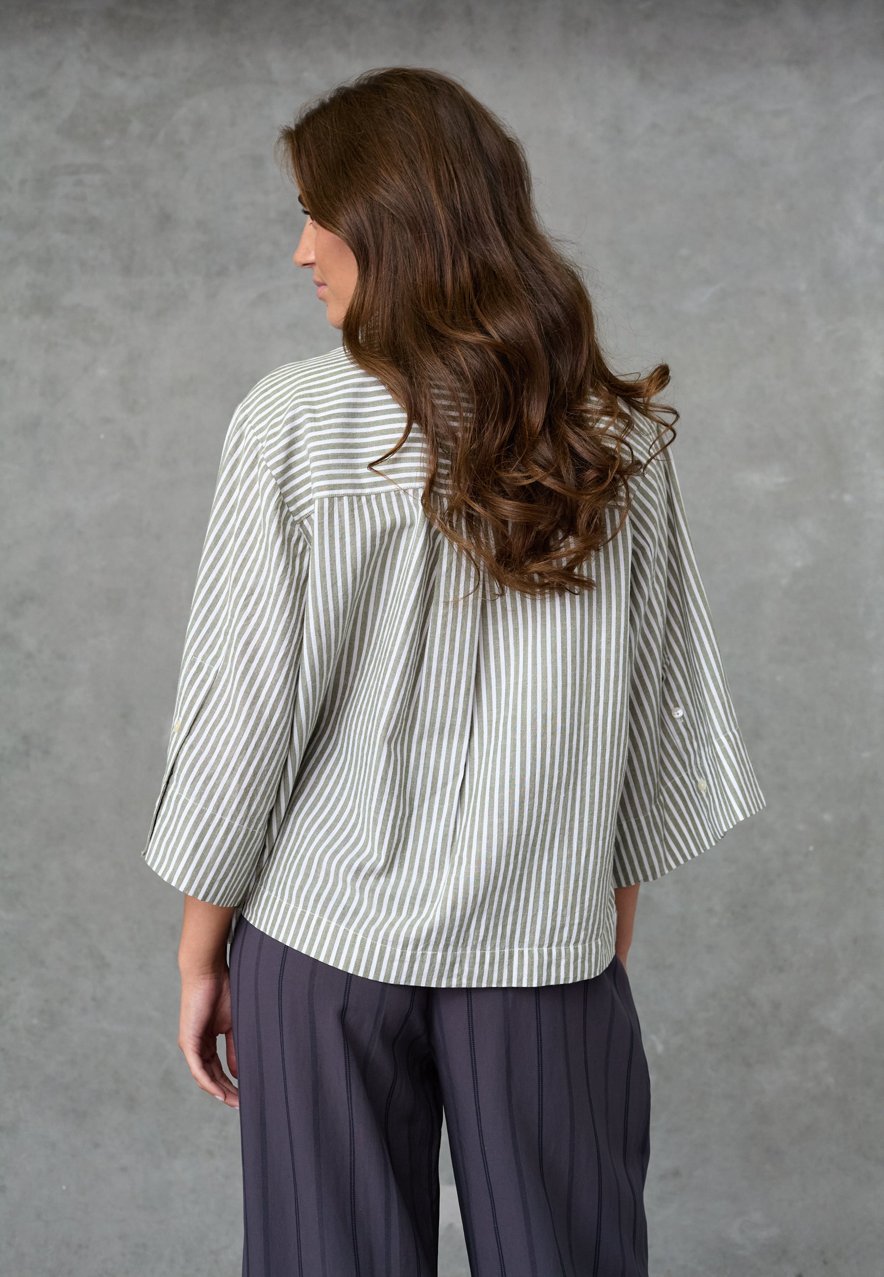 Love & Divine love1562-1 shirt stripe khaki