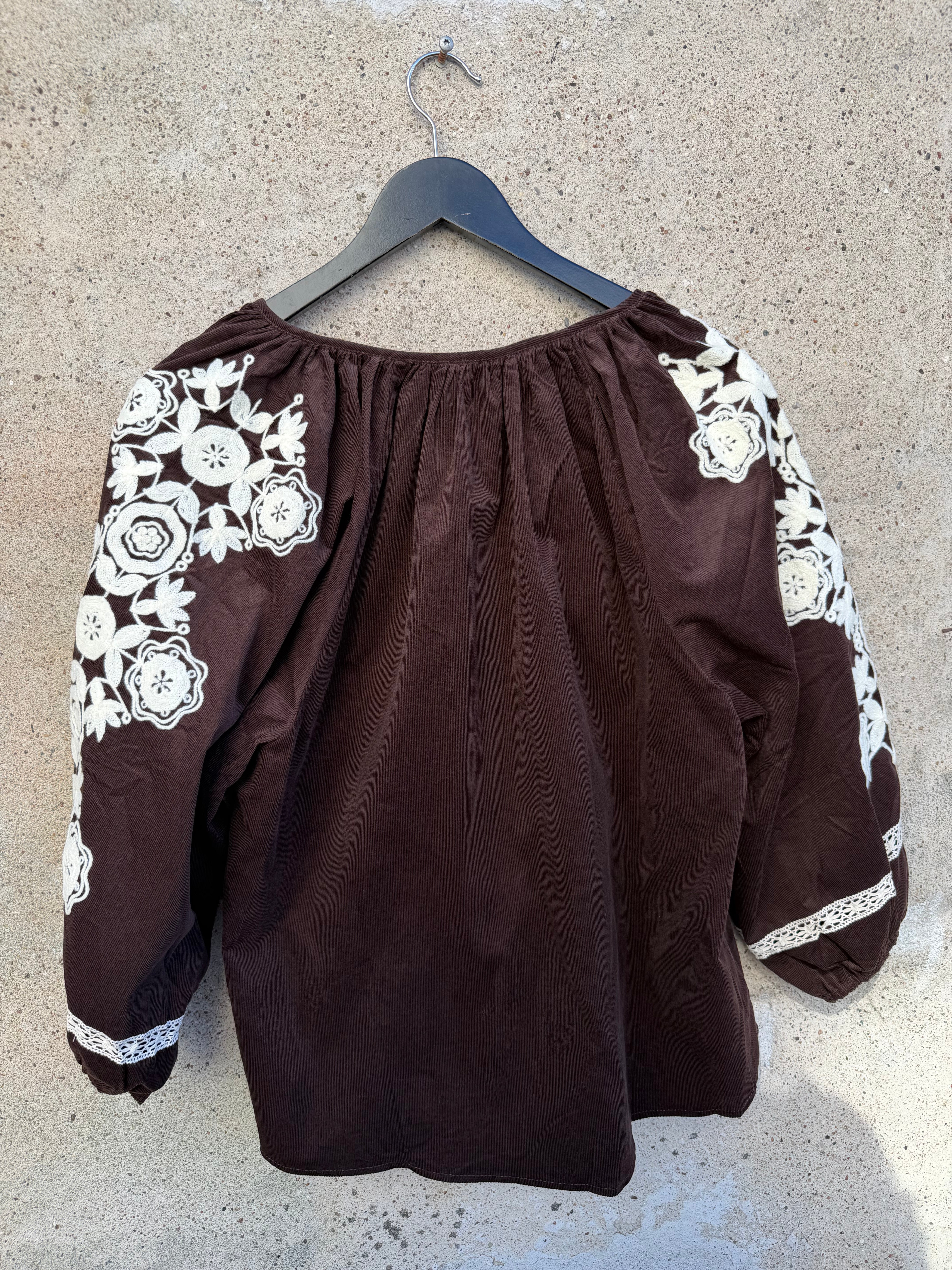 Boho Love B1416 corduroy blouse brown