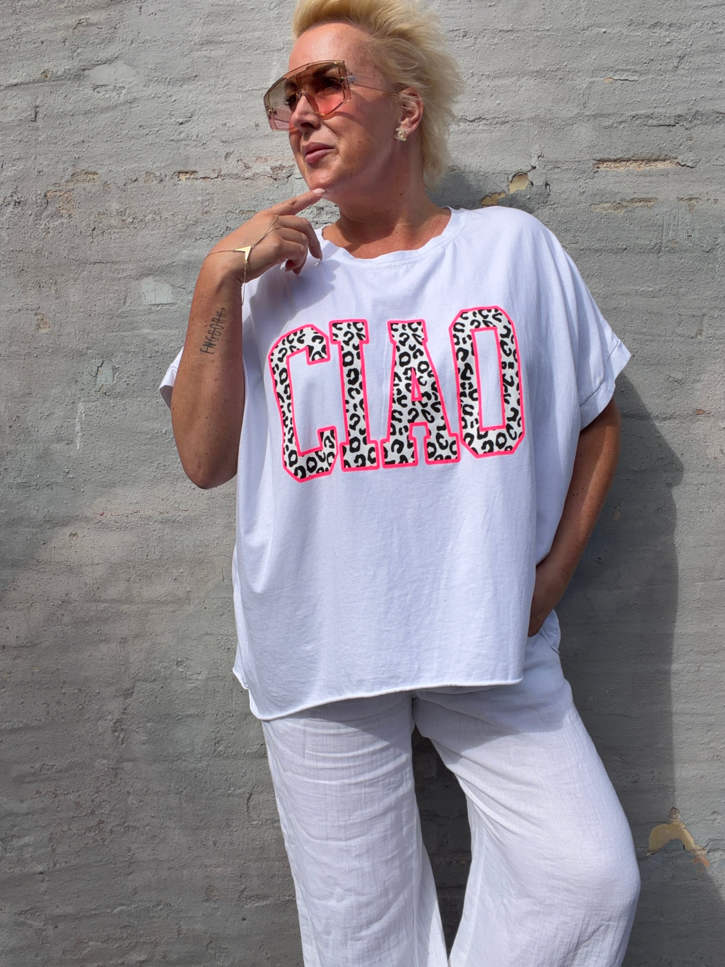 By Engbork Ciao oversize T-shirt white